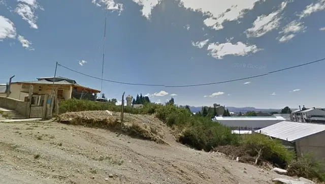Amplio terreno semiplano en el centro de la ciudad.