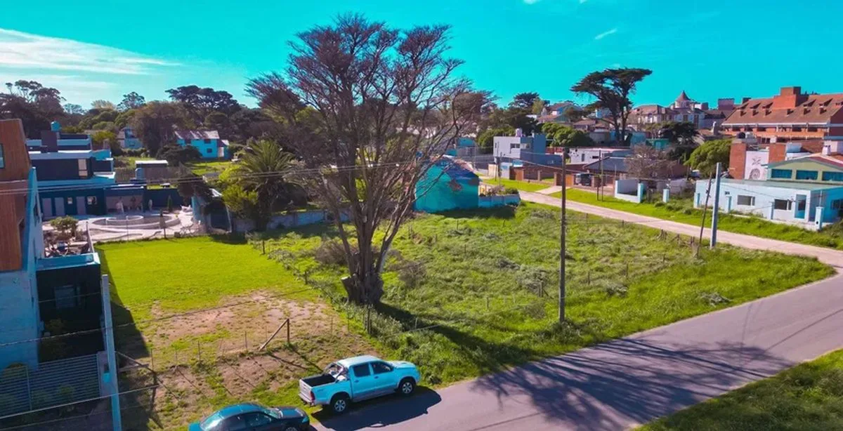 VENTA LOTE 364 M2 FRENTE AL MAR, LOS ACANTILADOS foto 4