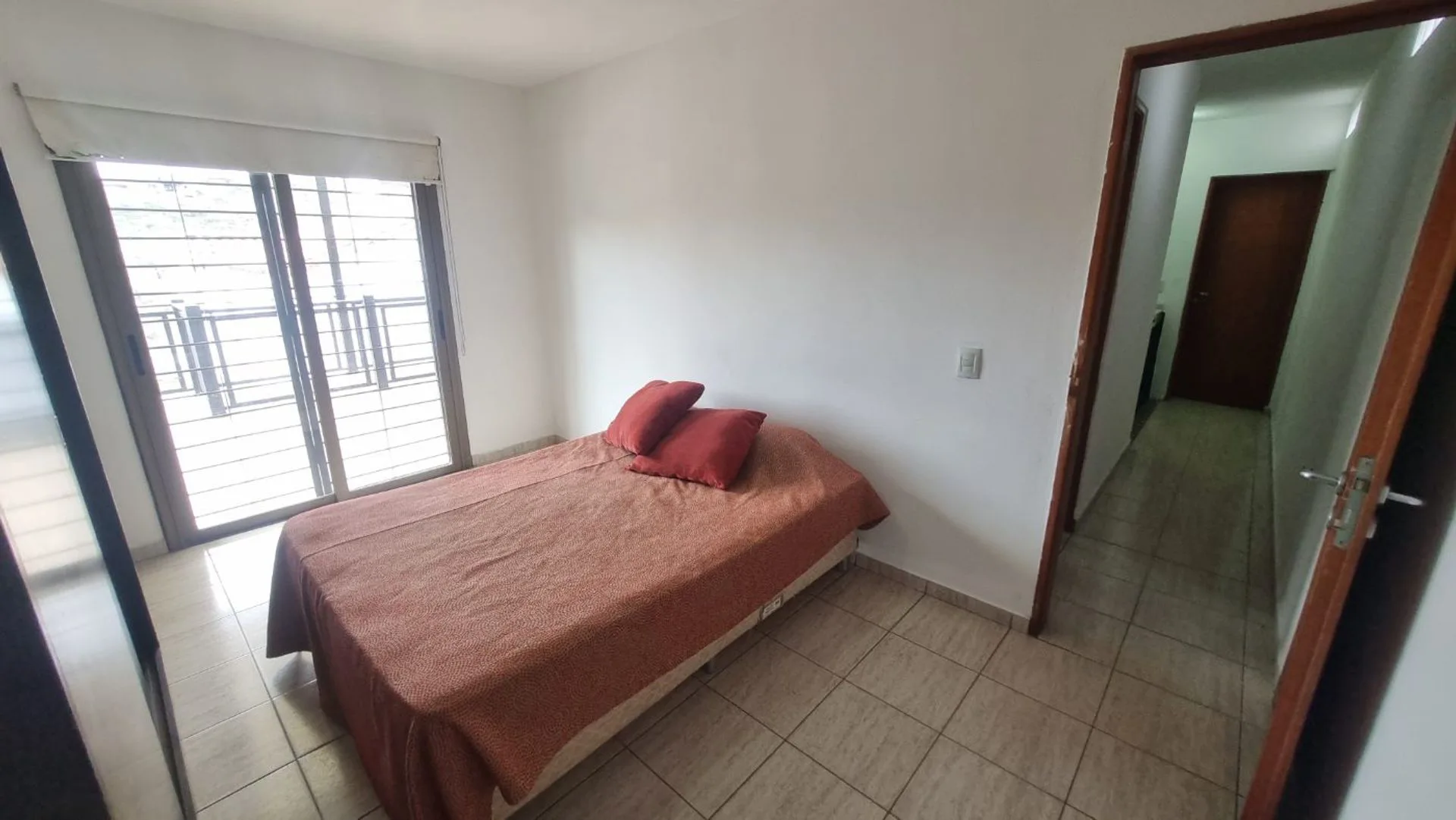 VENTA CASA Y DEPARTAMENTO EN VILLA CARLOS PAZ foto 3