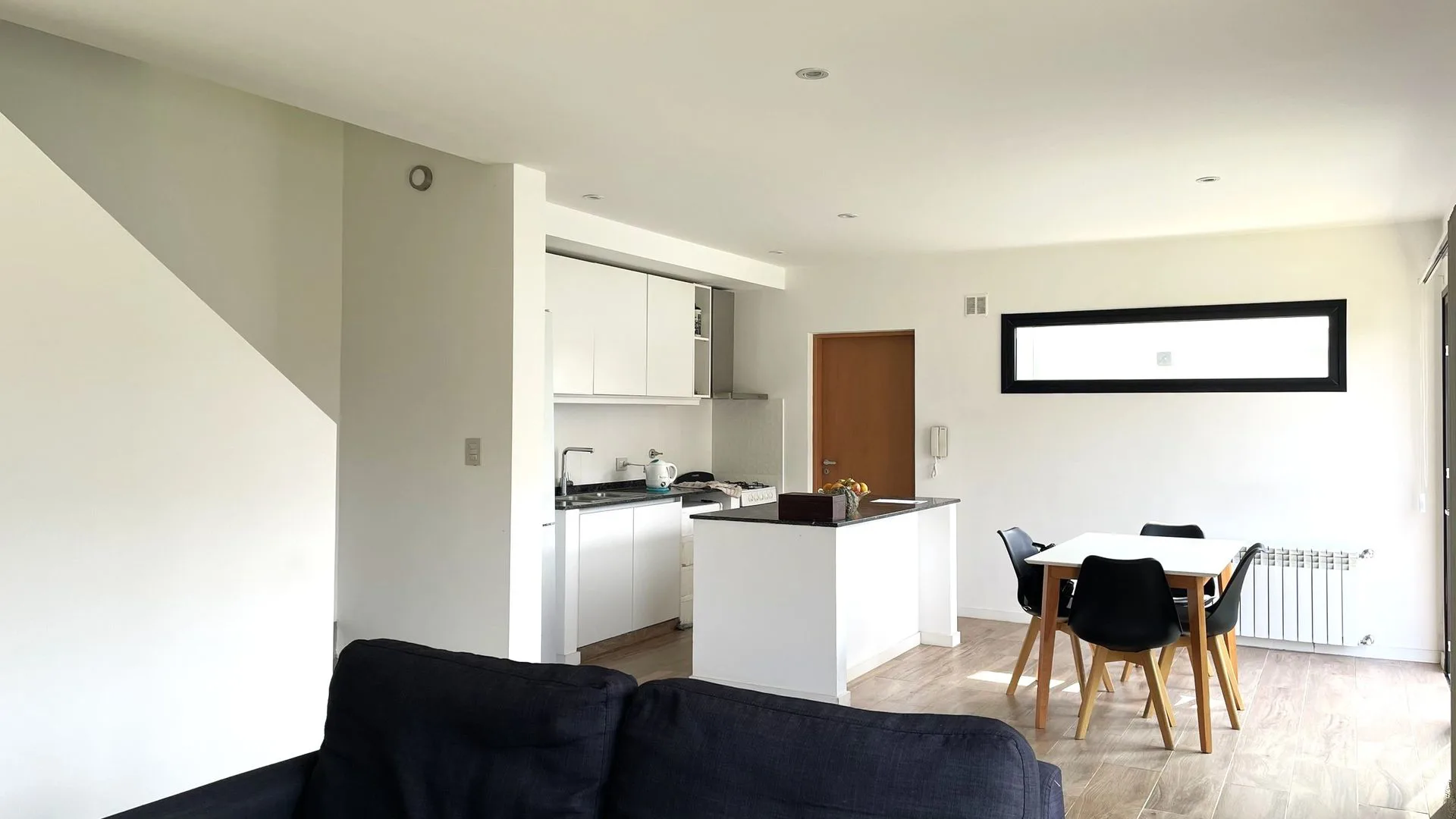 Departamento Dúplex en venta, Gonnet 4 ambientes. foto 4