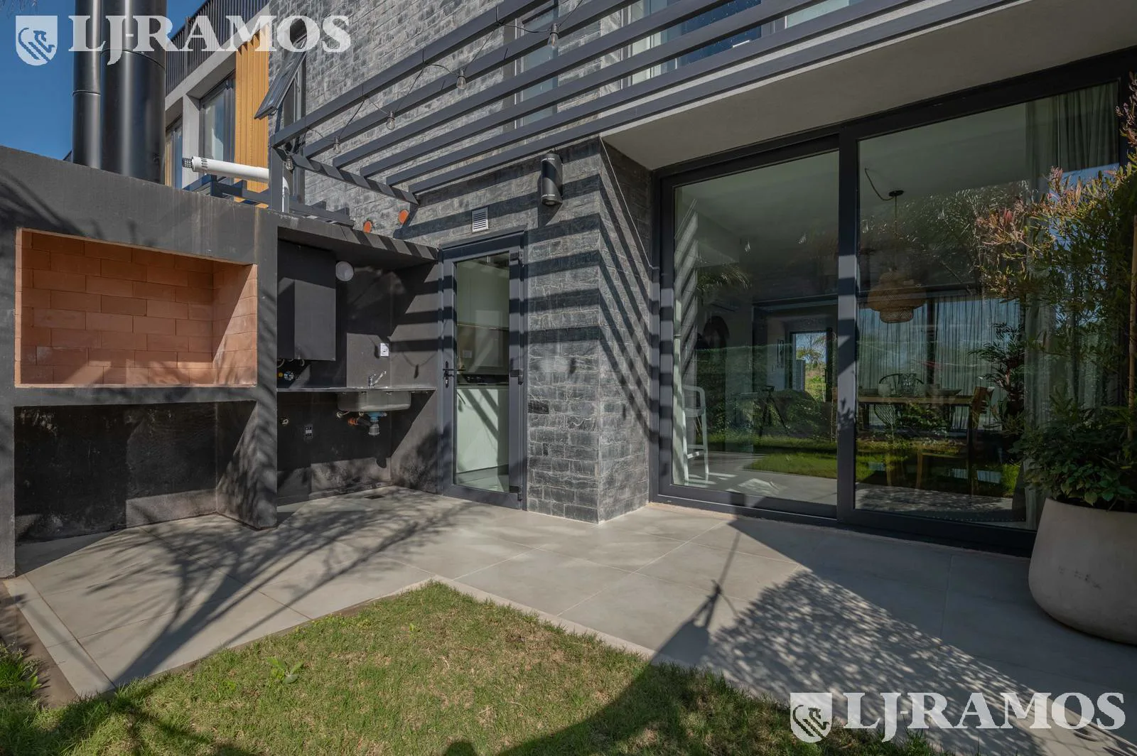 A ESTRENAR - CASA CON 3 DORMITORIOS - 127 m2 cubiertos en venta en SUNNY- TIGRE foto 5