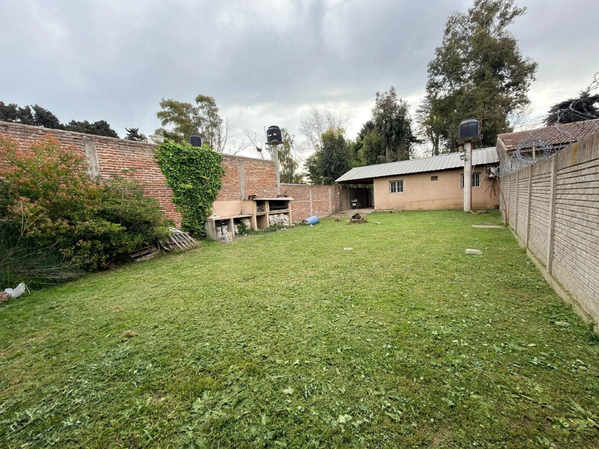 VENTA CASA 3 AMBIENTES LA UNIÓN EZEIZA QUINTA foto 4
