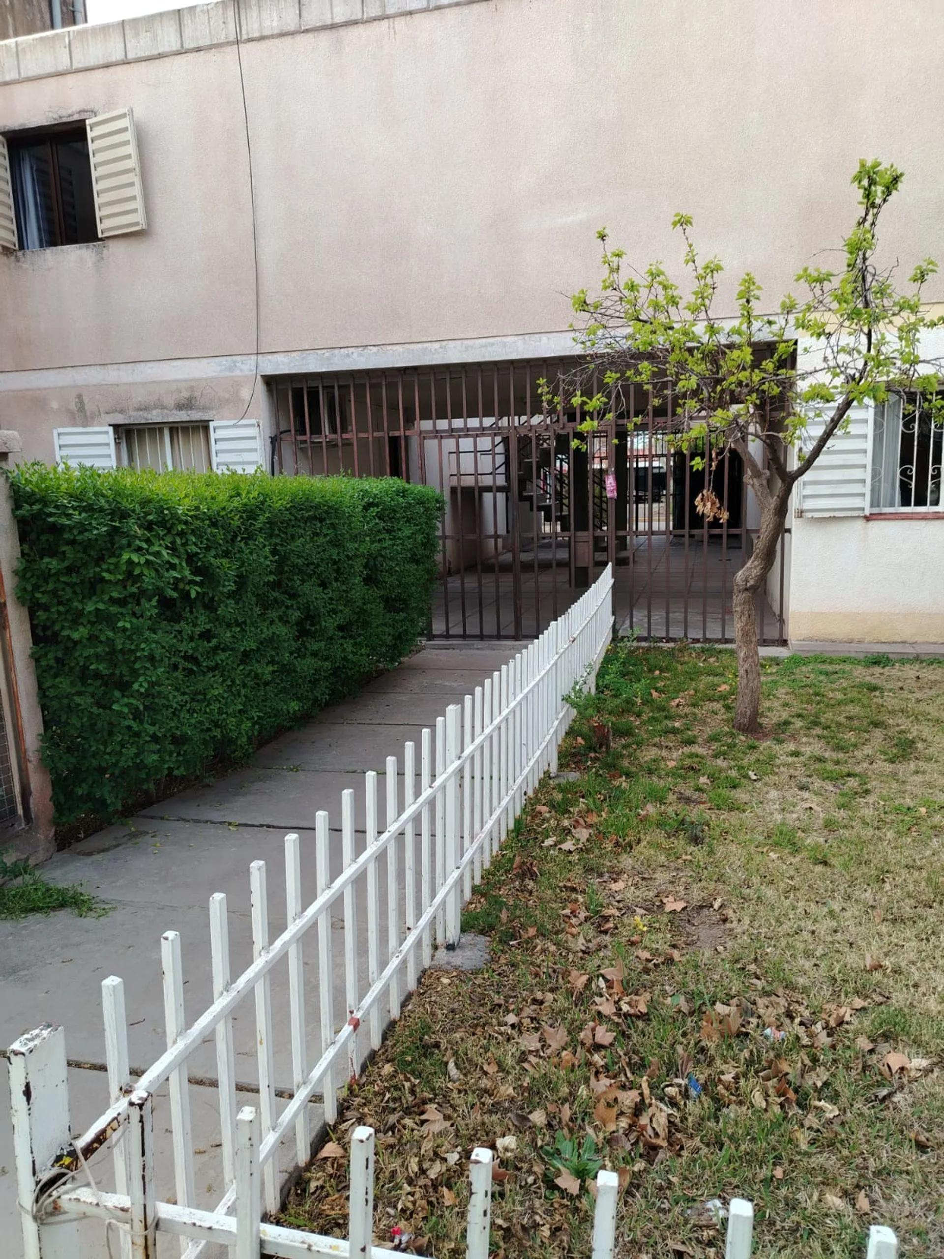 VENDO DEPTO 3 DORMITORIOS PB BARRIO COVIMET foto 4