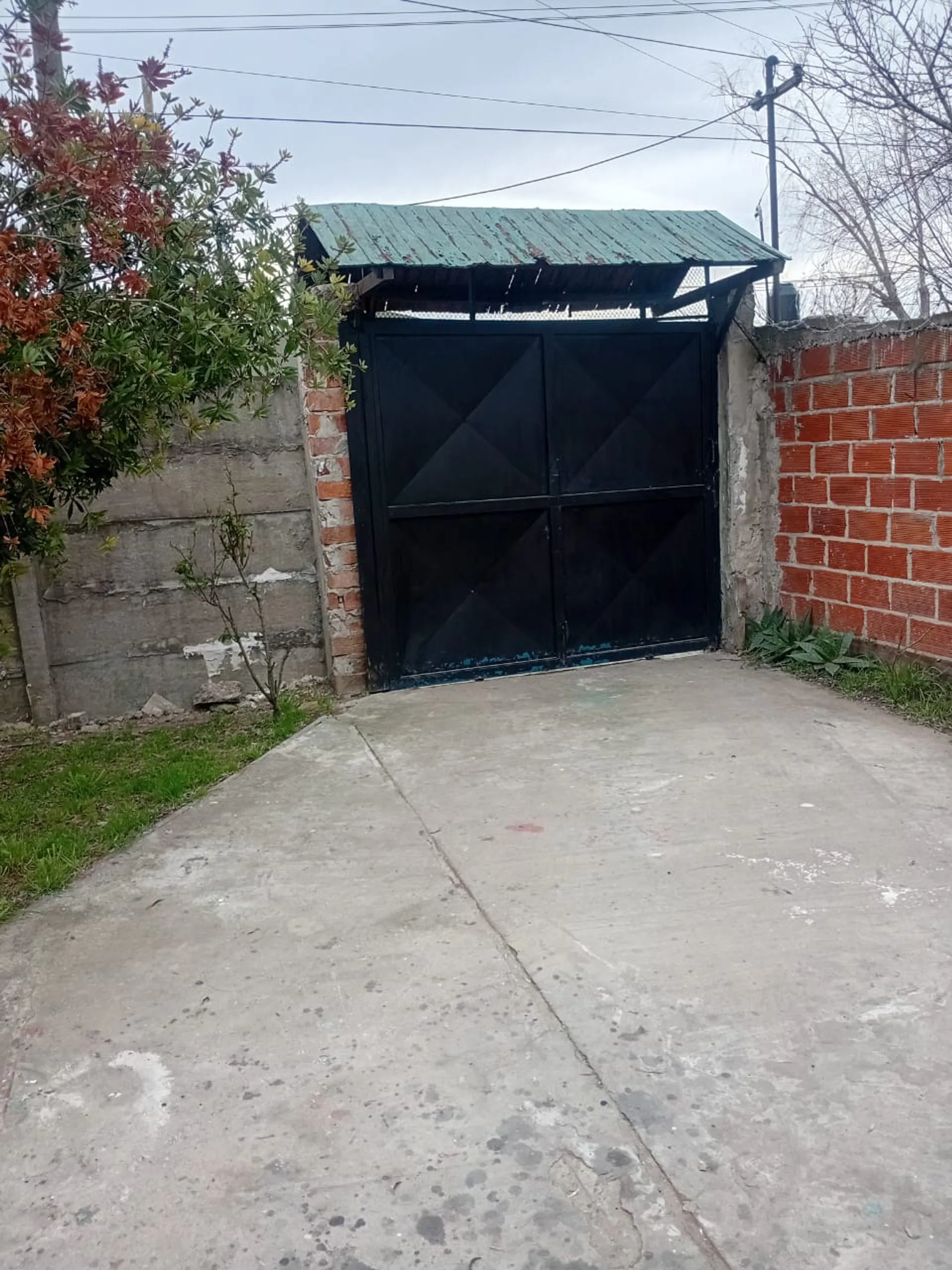 CASA 2 DORMITORIOS VENTA EN BERISSO foto 5