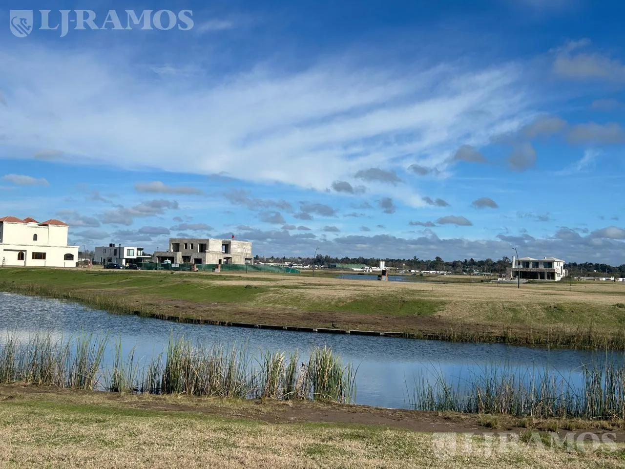 Terreno en Puertos del Lago - BARRIO AMARRAS foto 5
