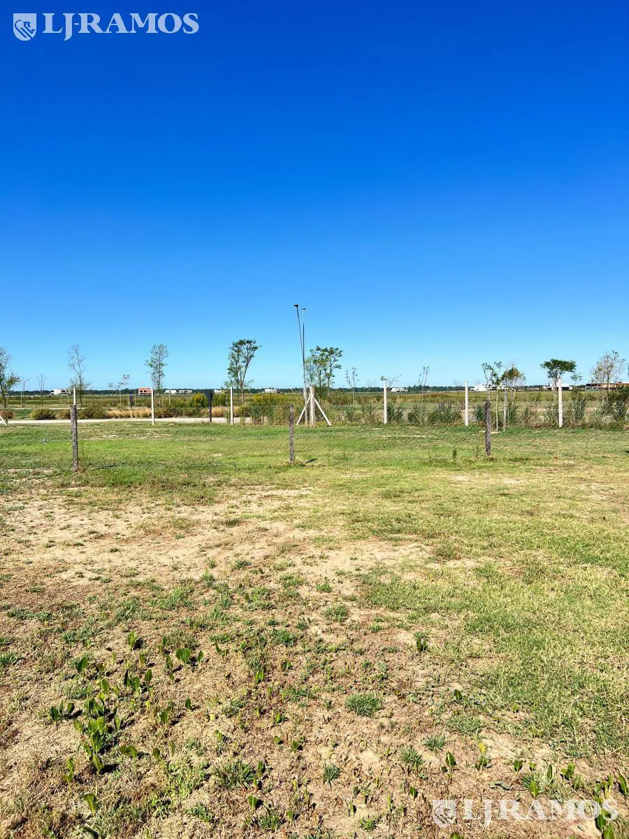 Lote al Agua en  Barrio Riberas-Puertos FJ foto 5