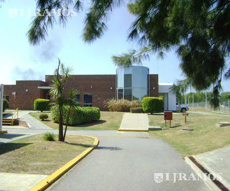 Depósito en Venta en Zárate foto 2