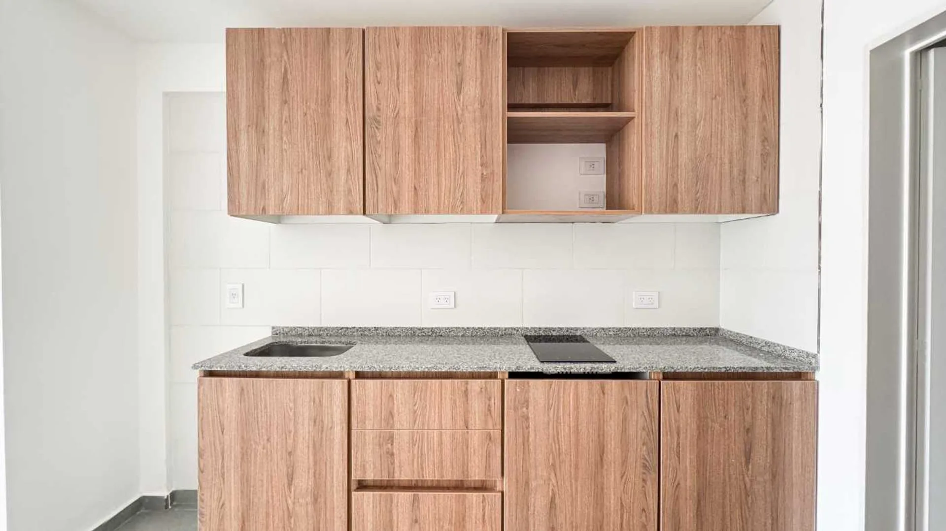 VENTA MONOAMBIENTE A ESTRENAR CON BALCON foto 4