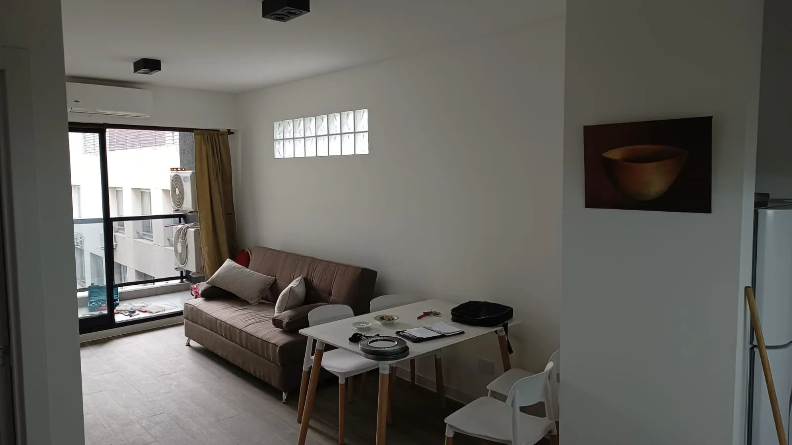 Va Urquiza, Donado 2000, 2 amb, 50m2, u$s 800 + expensas ( Agosto 2026= $ 230,000) + servicios. foto 2