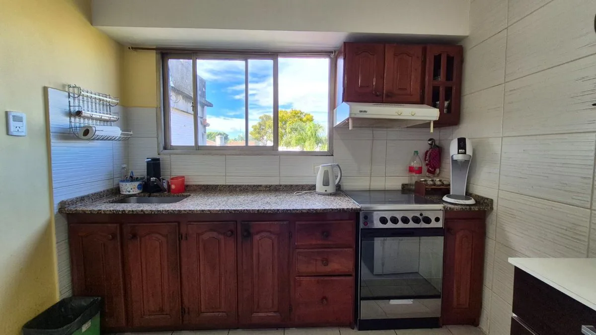VENTA DEPARTAMENTO 2 AMBIENTES COCHERA S/ EXPENSAS foto 3
