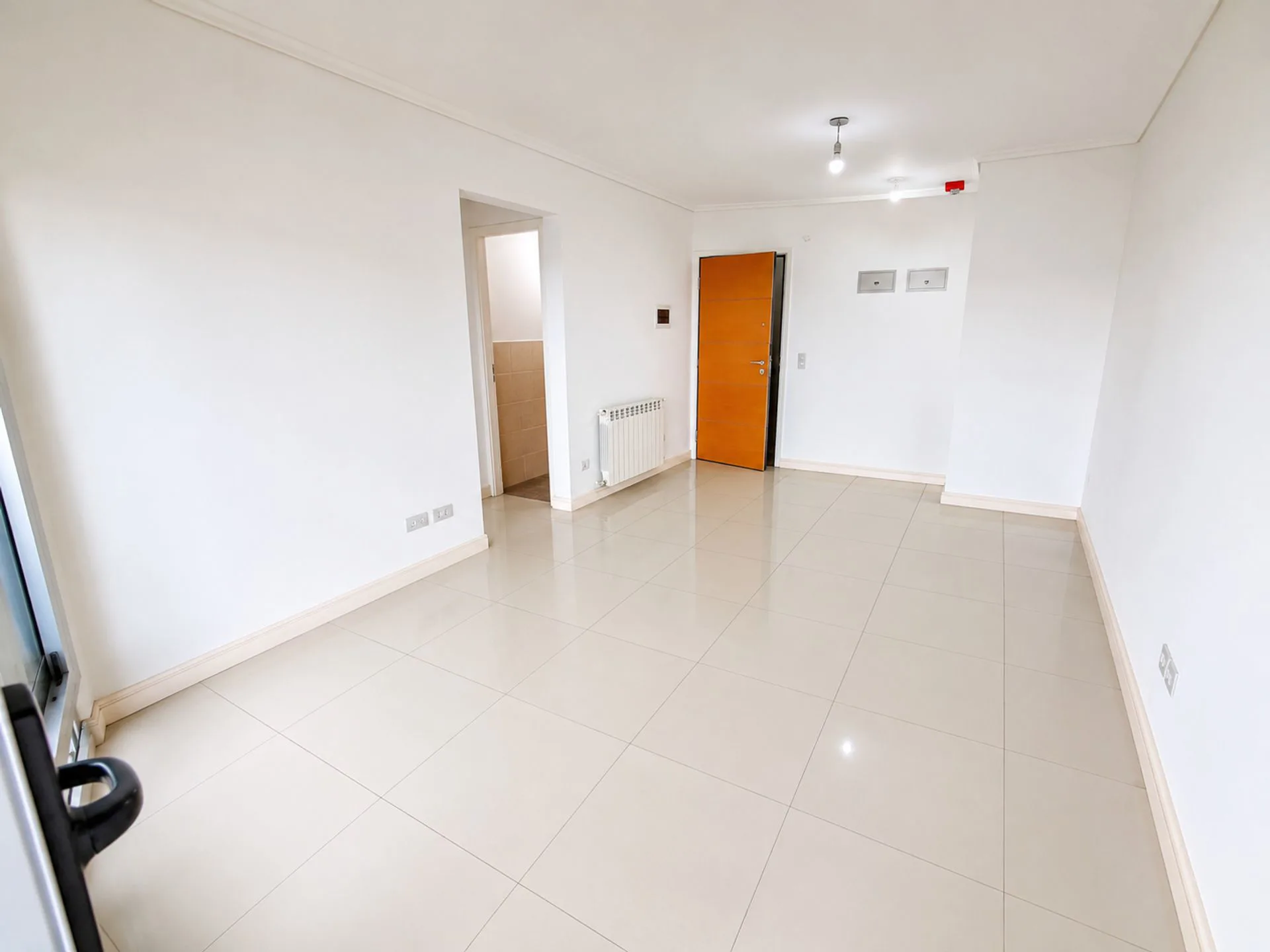 Venta 2 amb Torres Florencia con balcón y cochera foto 2