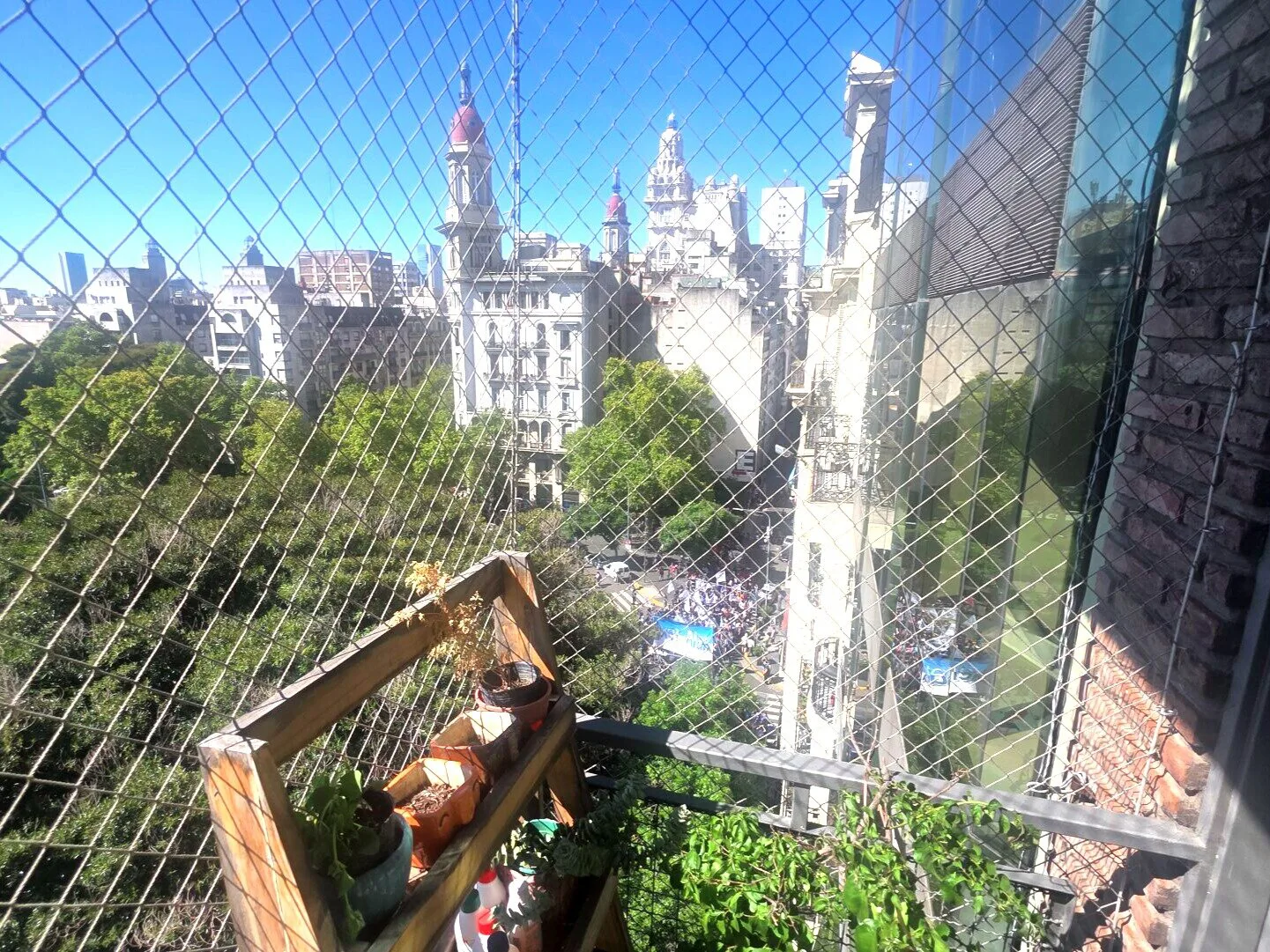 VENTA DPTO 3 AMB Vista PANORÁMICA Plaza Congreso Piso Alto 2 BALCONES y1 Patio! foto 5