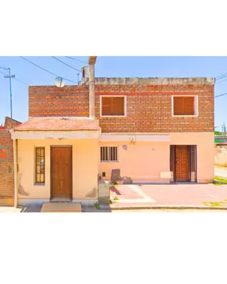 CASA DUPLEX EN VENTA - B° SARGENTO CABRAL foto 1