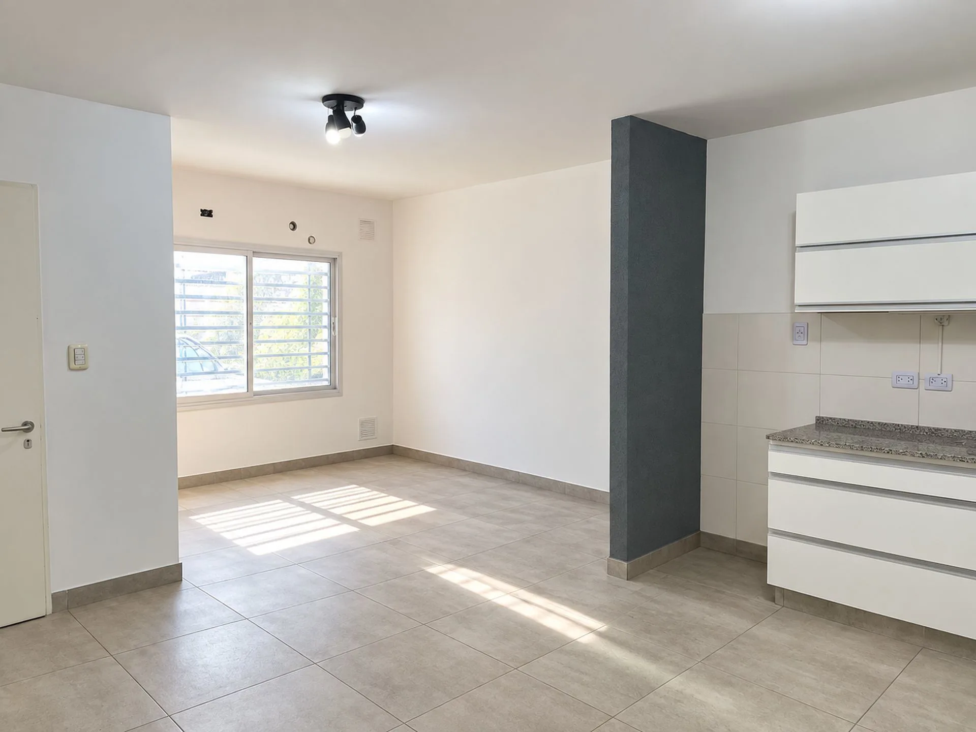 Venta PH 2 amb Villa Ballester Jardin cochera foto 2