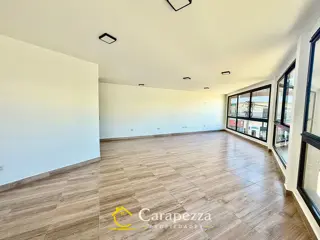 Oficina Comercial / Local En 1° Piso en Alquiler en Villa Bosch foto 3