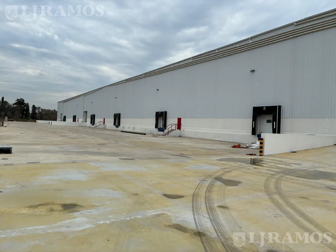 Depósito en Zarate foto 2