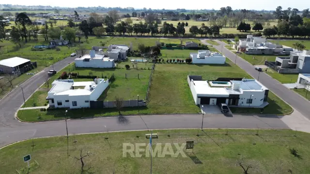 Venta Lote 76 de 395m2 en B° Polo View