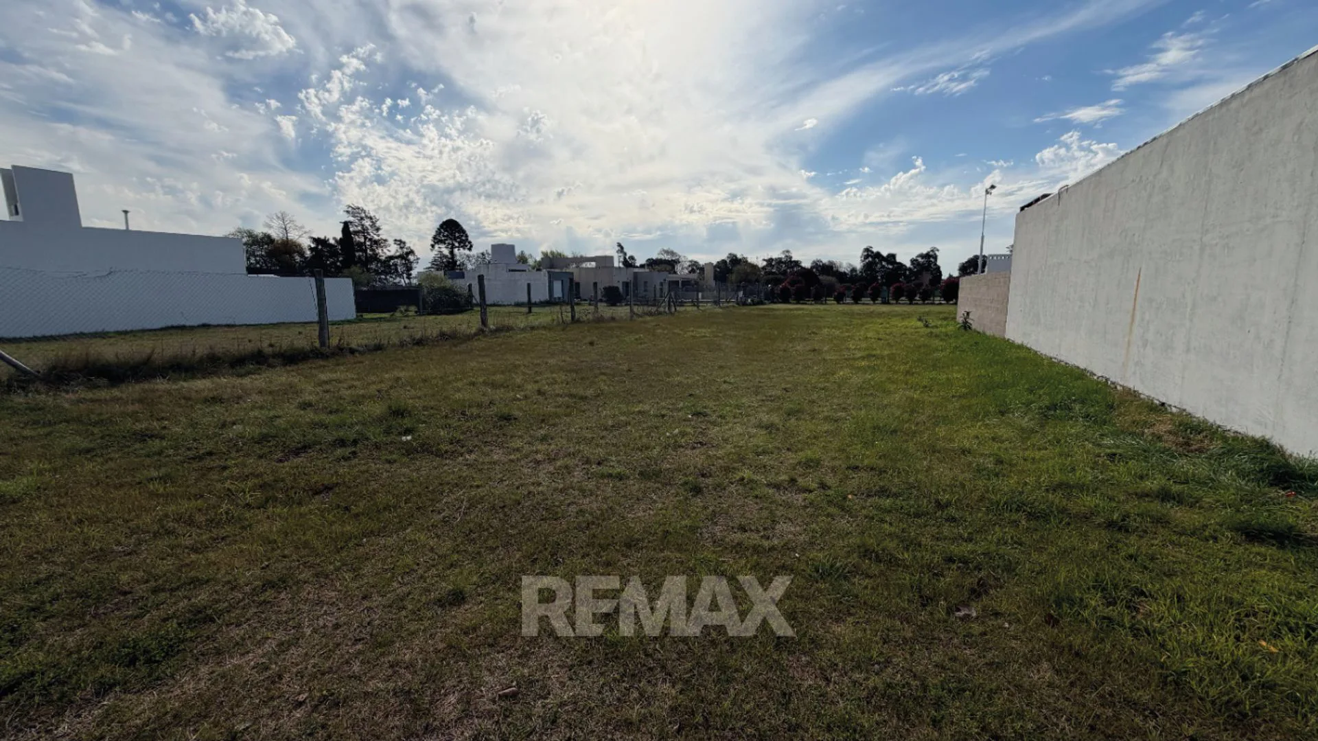 Venta Lote 76 de 395m2 en B° Polo View foto 4
