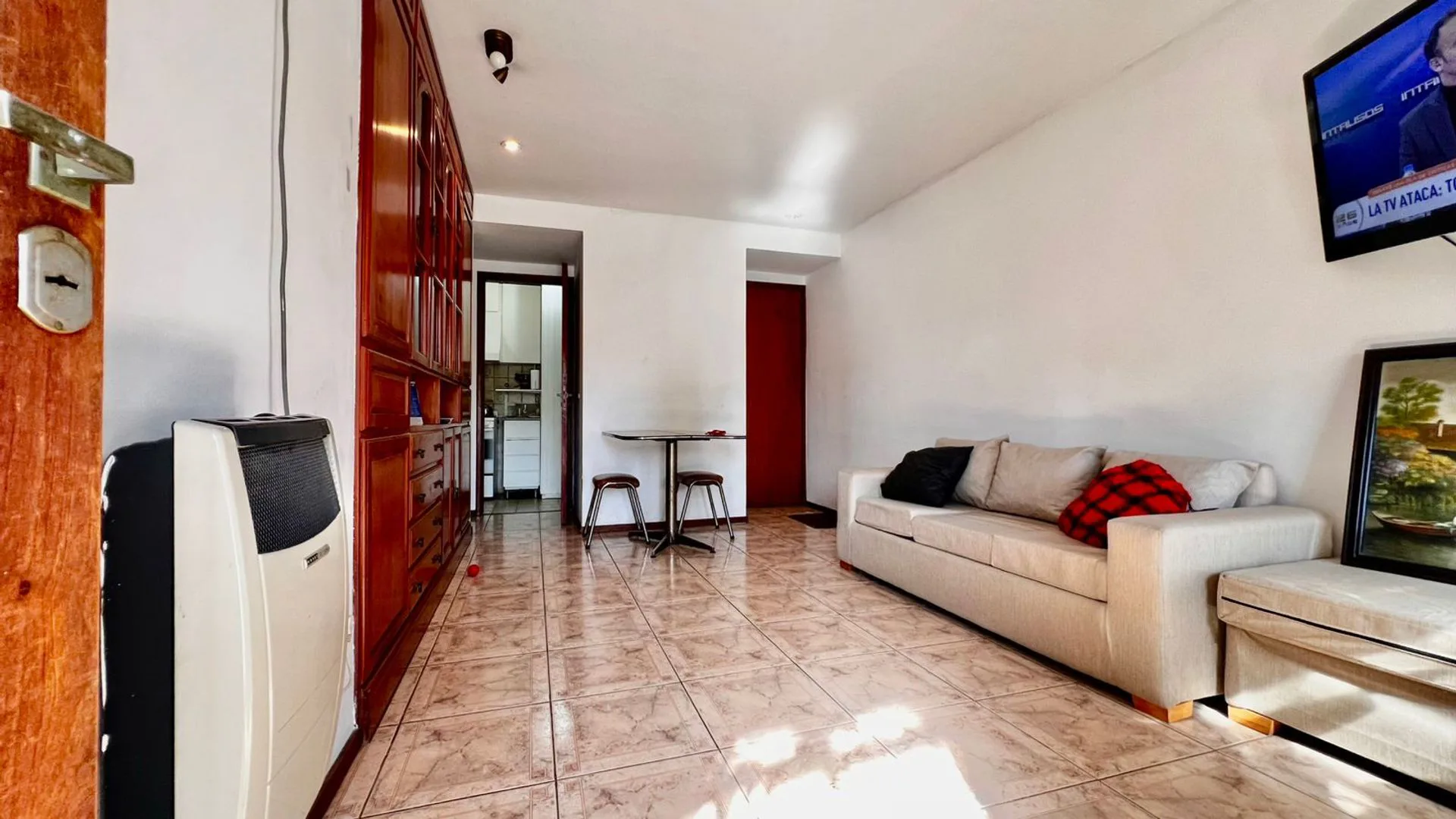 Depto en venta en La Plata cochera y terraza priv. foto 2