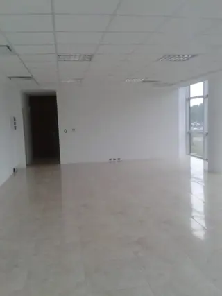 Excelente Oficina en alquiler - Amaneceres Office (Canning) foto 4