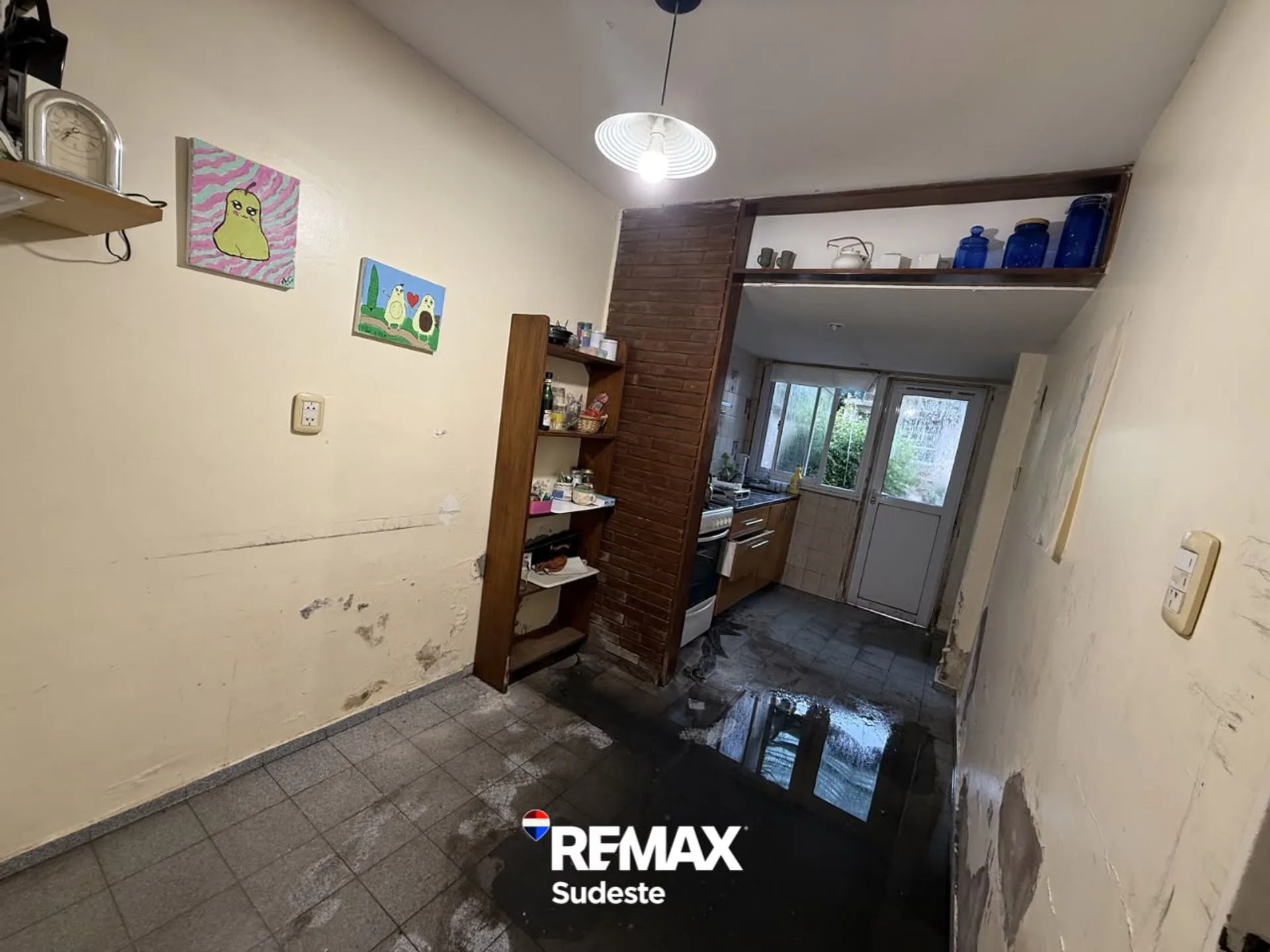 Venta Departamento 2 Dormitorios Av. Alem foto 4
