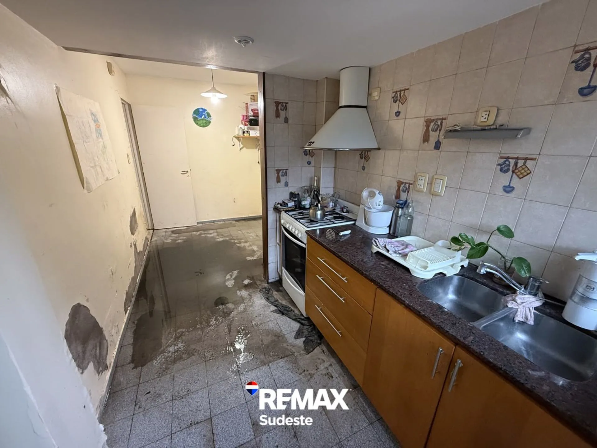 Venta Departamento 2 Dormitorios Av. Alem foto 5