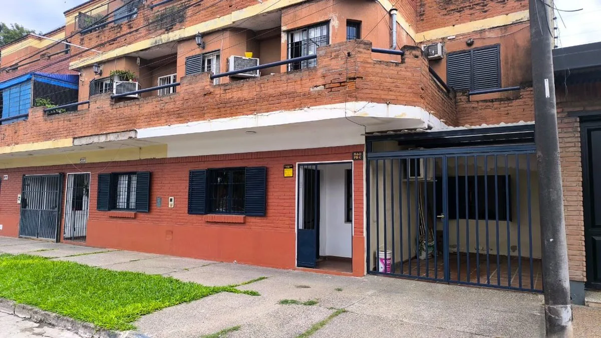 Departamento en PB – 3 Dormitorios Tucuman foto 2