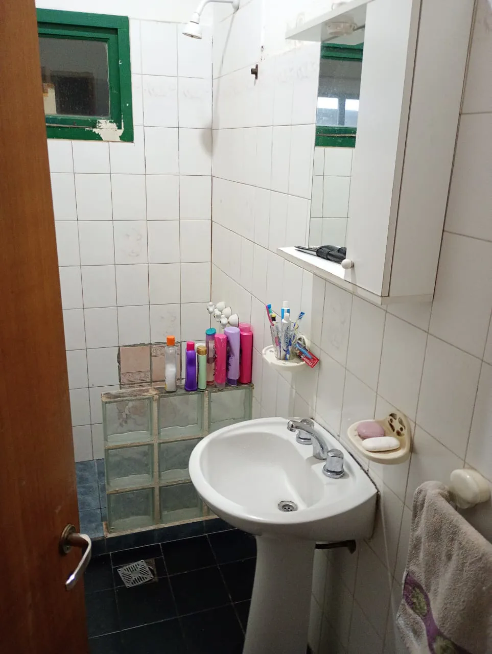 VENTA – LOCALES + CASA – BARRIO CENTRO foto 5