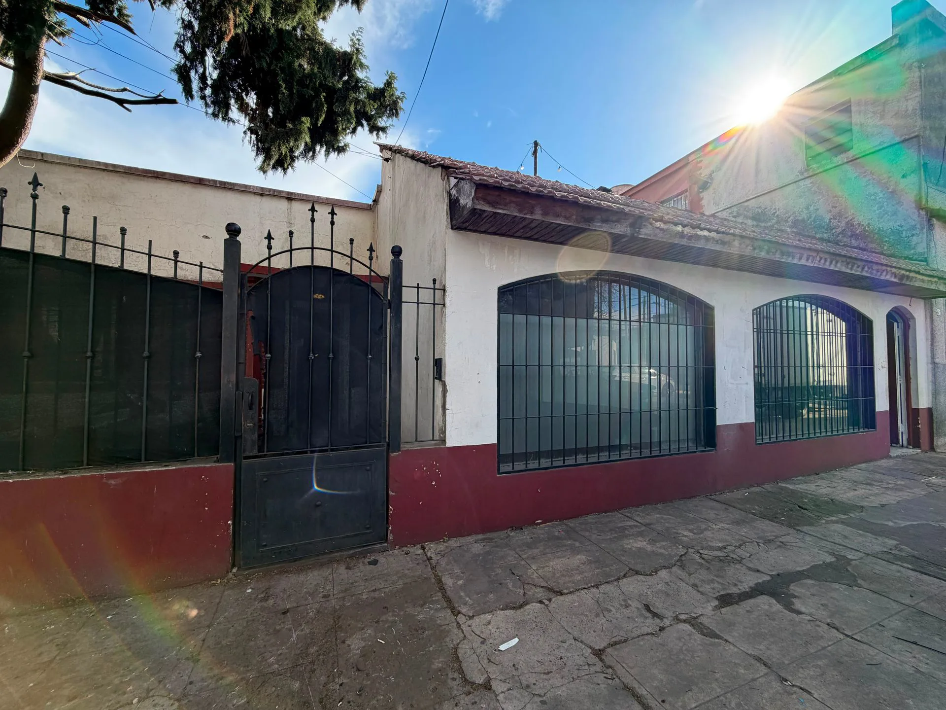 CASA EN VENTA 4 AMBIENTES FLORIDA OESTE foto 2