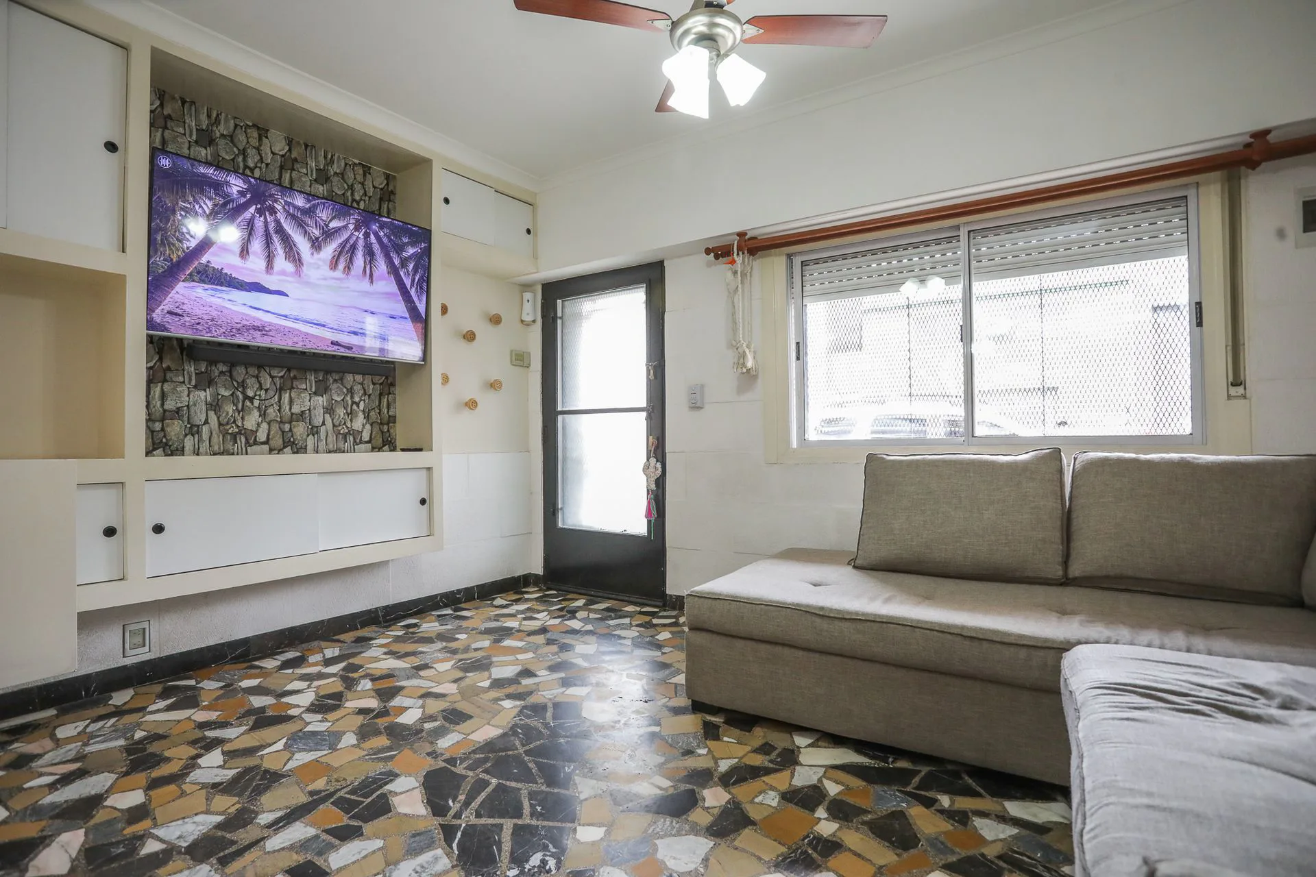 VENTA PH AL FRENTE 4 AMB CON TERRAZA Y COCHERA foto 5