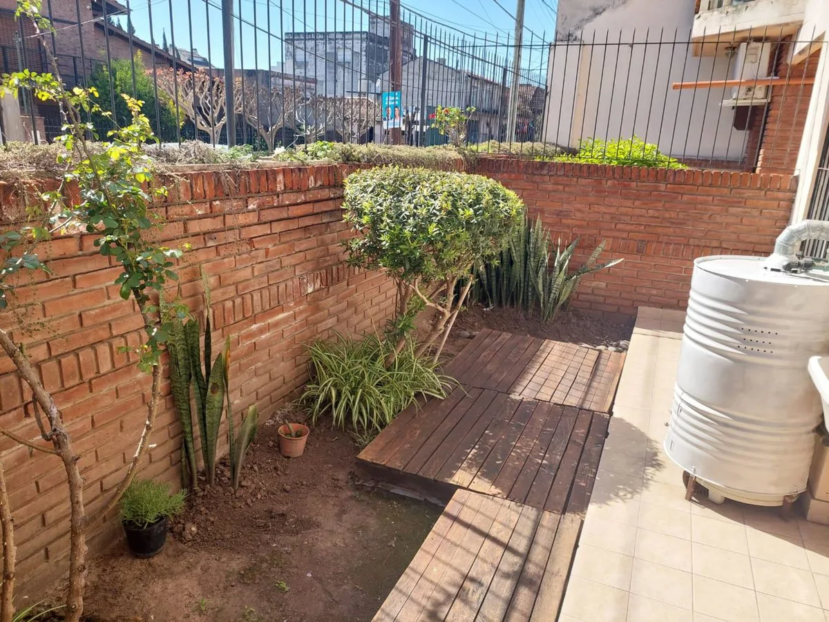 VENTA PILAR CENTRO 2 AMBIENTES P.B FINANCIACIÓN foto 3