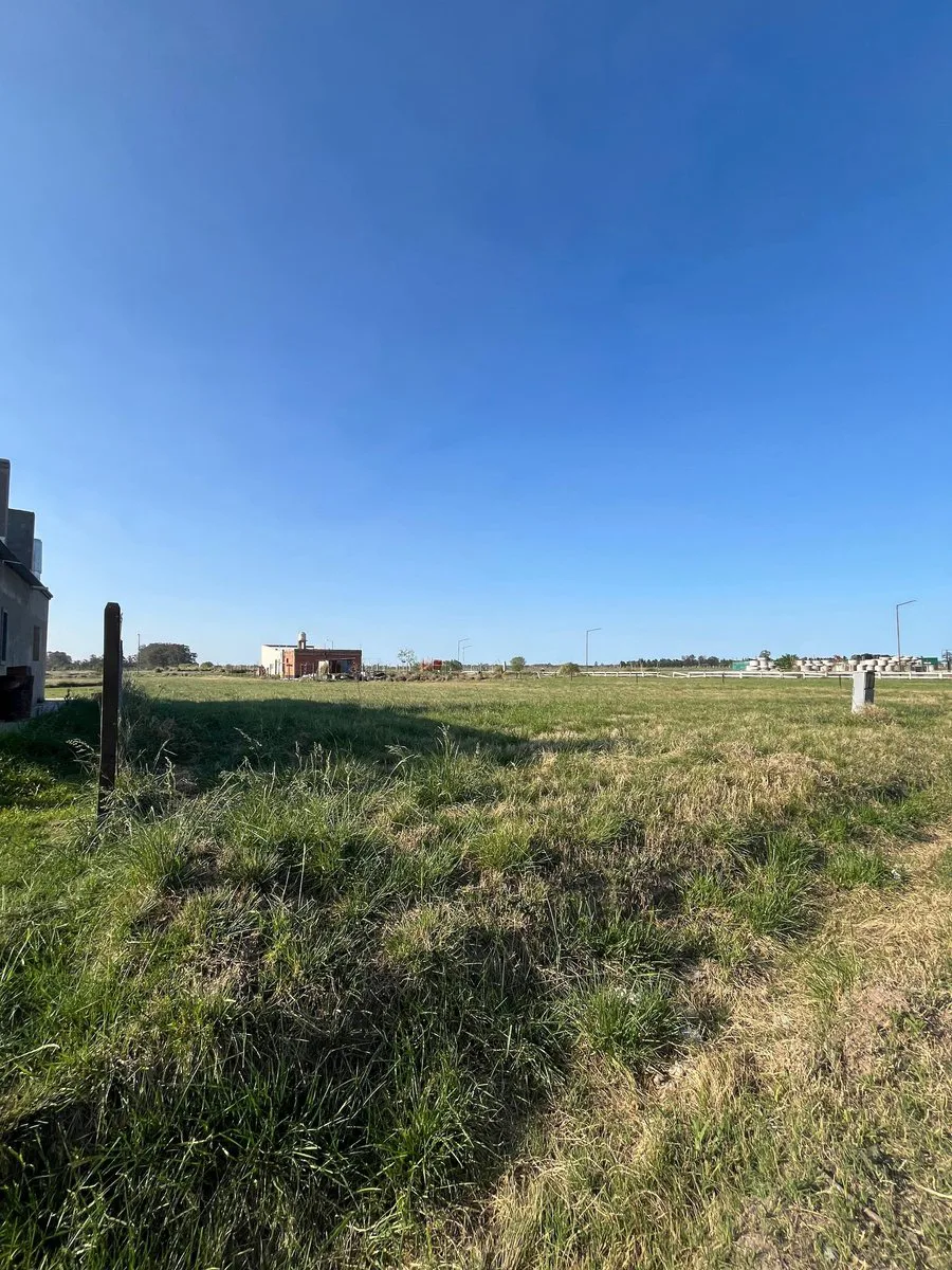 LOTE EN VENTA - FUNES NORTE foto 3