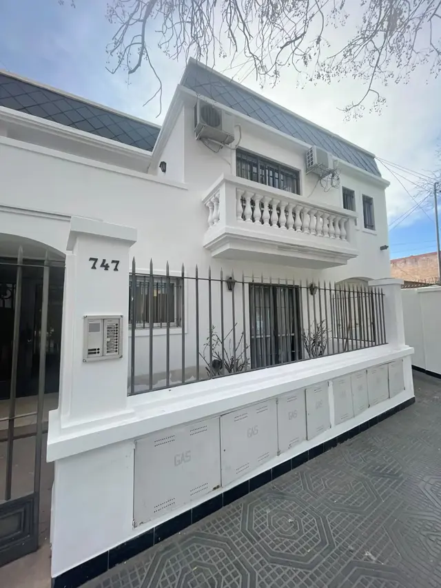 Departamento 1 cuadra del Parque San Martin