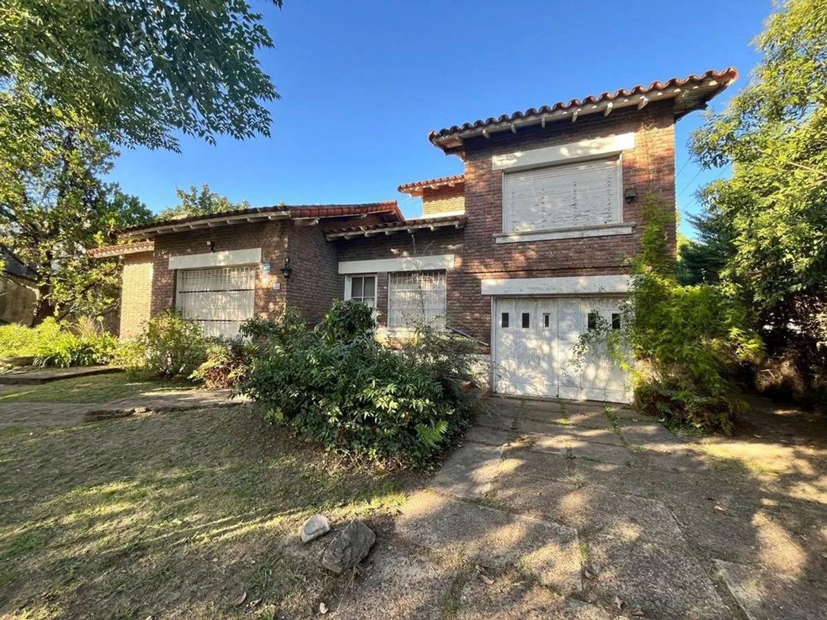 CASA EN VENTA LONGCHAMPS GRAN PARQUE foto 3