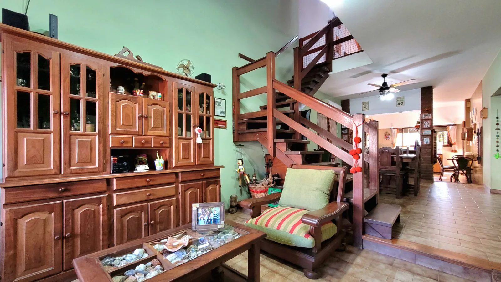 Venta casa 5 ambientes en Billinghurst foto 5