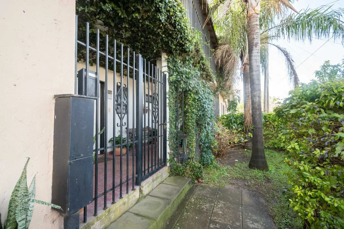 CASA "BARRIO EL POZO" CON QUINCHO Y PILETA foto 3