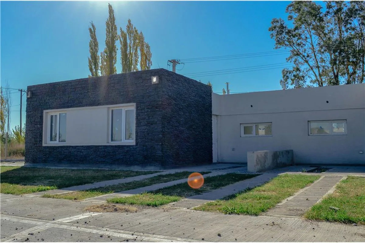 VENTA CASAS 2 DORM. LA FALDA, CIPOLLETTI foto 4
