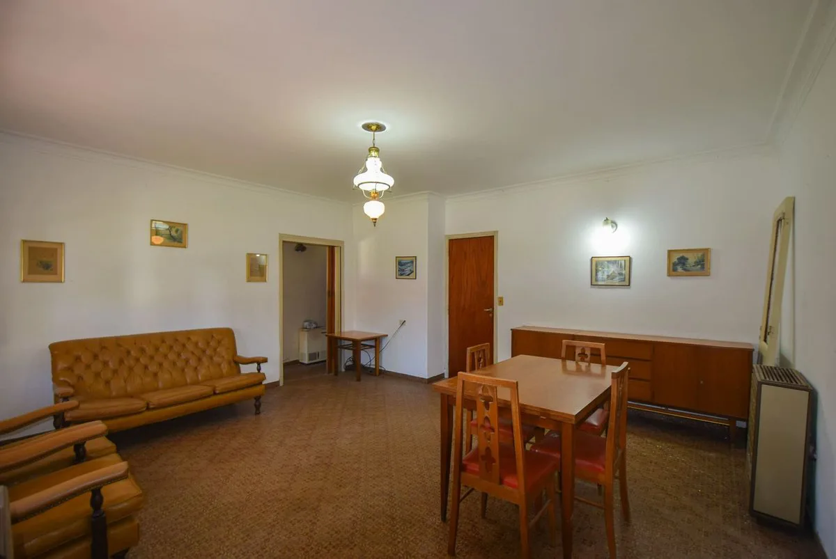VENTA CASA EN PH 4 AMBIENTES EN PARQUE LURO foto 2