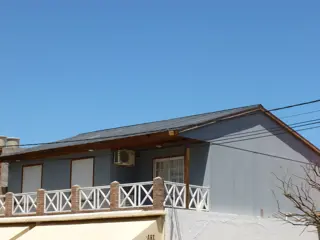 Casa en Altos, a 2 cuadras del mar y a 1 de la peatonal, en Monte Hermoso foto 1