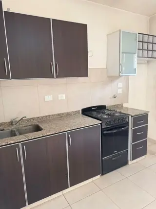 ALQUILER DPTO DOS AMBIENTES CON COCHERA foto 5