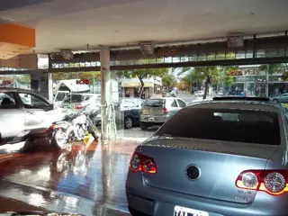 Local Comercial en Venta en Martínez, San Isidro, Buenos Aires foto 3