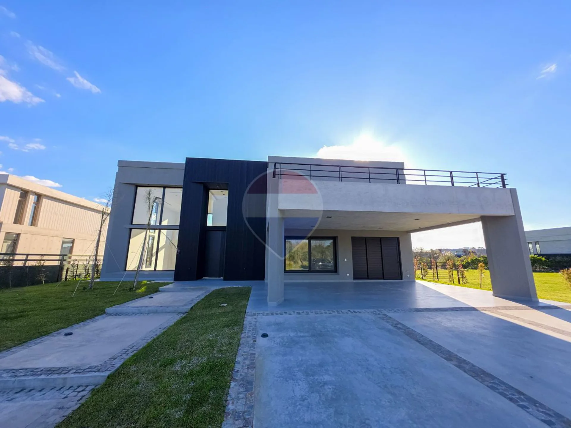 VENTA - CASA AL RÍO - MARINAS H, RINCÓN DE MILBERG foto 4