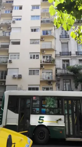 AV SANTA FE PLAZA SAN MARTÍN PISO EXCELENTE VISTA foto 1