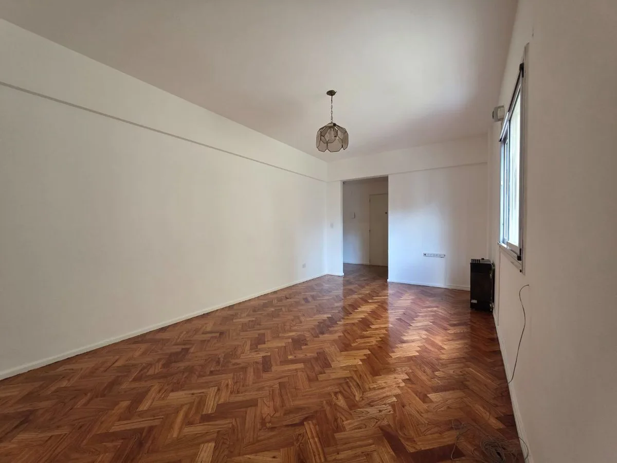 VENTA. DEPTO.  3 AMBIENTES. CABALLITO. CABA foto 3
