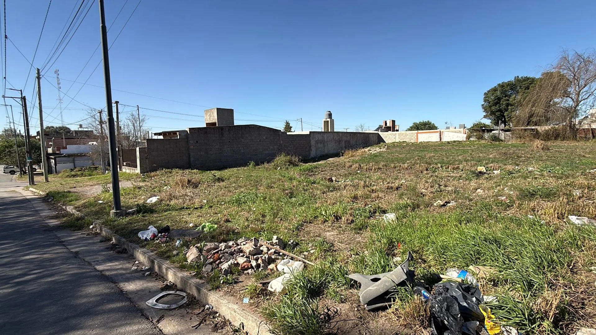 VENTA LOTE B SAN IGNACIO JARDIN BOTANICO 300M2 foto 5