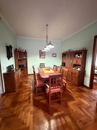 Casa de 5 Ambientes en Remedios de Escalada. foto 2