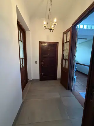 Casa de 5 Ambientes en Remedios de Escalada. foto 5