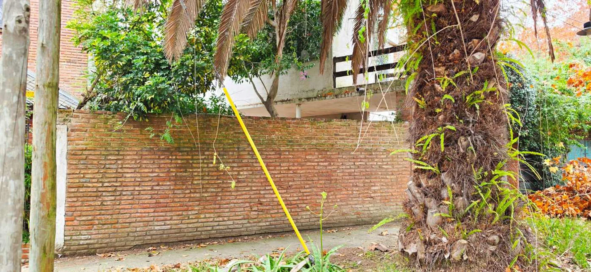 Venta Casa A refaccionar VTE LOPEZ - APTO CREDITO foto 2