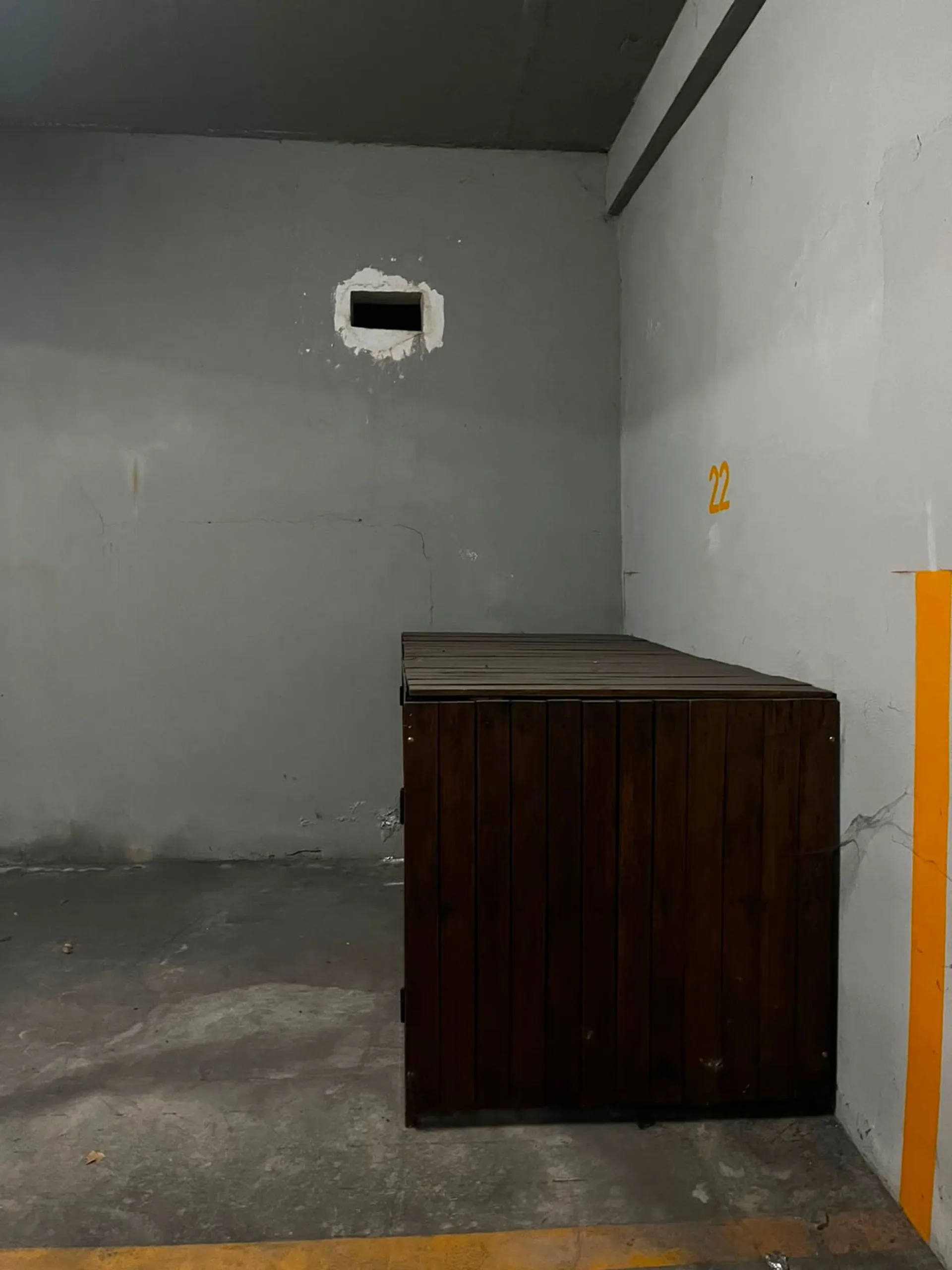 COCHERA EN VENTA CON BAULERA – EDIFICIO NEWEN I foto 2