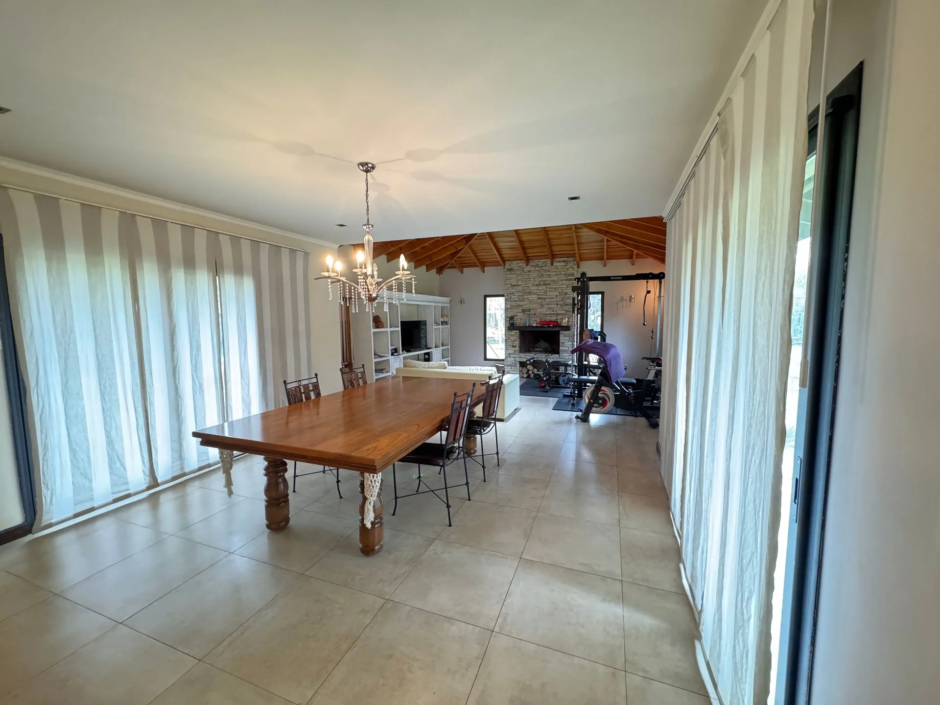 CASA EN VENTA EN CANNING APTA CREDITO MALIBU foto 3